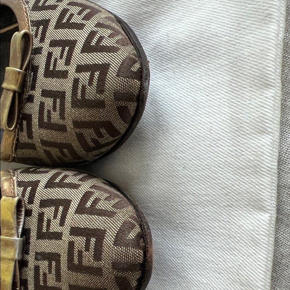 Fendi Brown Monogram Pointed-Toe Flats with Gold Bow Trim - Picture 6 of 7